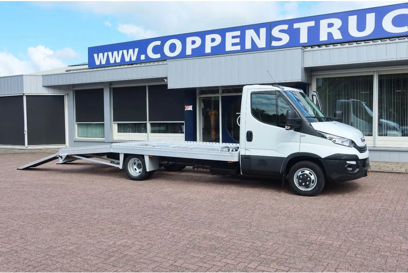 Iveco 40 C 18 Luchtering 3.0 L motor Tijhof opbouw - شاحنة التوصيل: صورة 2 Iveco 40 C 18 Luchtering 3.0 L motor Tijhof opbouw - شاحنة التوصيل: صورة 2