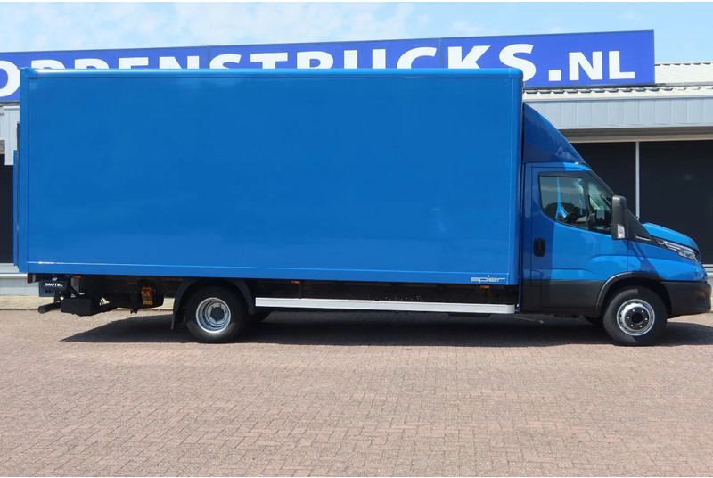 Iveco 72 C 18 Automaat + klep - شاحنة مقفلة: صورة 2 Iveco 72 C 18 Automaat + klep - شاحنة مقفلة: صورة 2