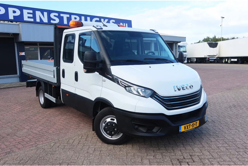 Iveco Daily 35C16 HI Matic Dubbele cabine open 7 persoons uitvoering. Dubbel lucht achter as. 3.0 L motor - شاحنة التوصيل, الشاحنات الصغيرة كابينة مزدوجة: صورة 2 Iveco Daily 35C16 HI Matic Dubbele cabine open 7 persoons uitvoering. Dubbel lucht achter as. 3.0 L motor - شاحنة التوصيل, الشاحنات الصغيرة كابينة مزدوجة: صورة 2