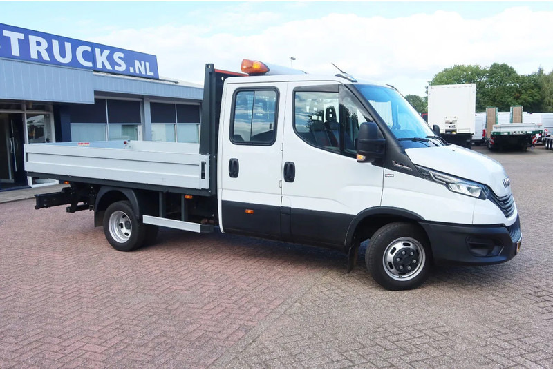 Iveco Daily 35C16 HI Matic Dubbele cabine open 7 persoons uitvoering. Dubbel lucht achter as. 3.0 L motor - شاحنة مفتوحة, الشاحنات الصغيرة كابينة مزدوجة: صورة 2 Iveco Daily 35C16 HI Matic Dubbele cabine open 7 persoons uitvoering. Dubbel lucht achter as. 3.0 L motor - شاحنة مفتوحة, الشاحنات الصغيرة كابينة مزدوجة: صورة 2
