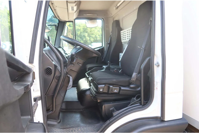 Iveco EuroCargo 120 El 210L Koel/Vries+Klep Bitemp met verplaatsbare wand - شاحنة الفريزر: صورة 5 Iveco EuroCargo 120 El 210L Koel/Vries+Klep Bitemp met verplaatsbare wand - شاحنة الفريزر: صورة 5