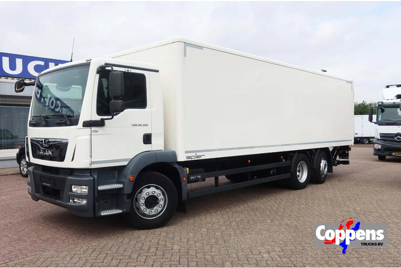 MAN 26.320 TGM Bak+Klep stuur lift as Bar klep 2.000 kg - شاحنة مقفلة: صورة 1 MAN 26.320 TGM Bak+Klep stuur lift as Bar klep 2.000 kg - شاحنة مقفلة: صورة 1