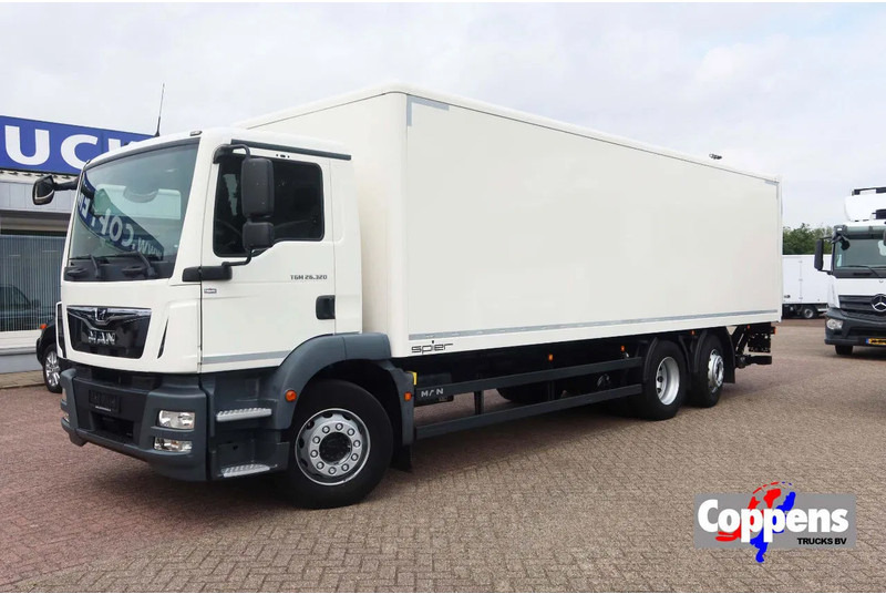 MAN 26.320 TGM Bak+Klep stuur lift as Bar klep 2.000 kg - شاحنة مقفلة: صورة 1 MAN 26.320 TGM Bak+Klep stuur lift as Bar klep 2.000 kg - شاحنة مقفلة: صورة 1