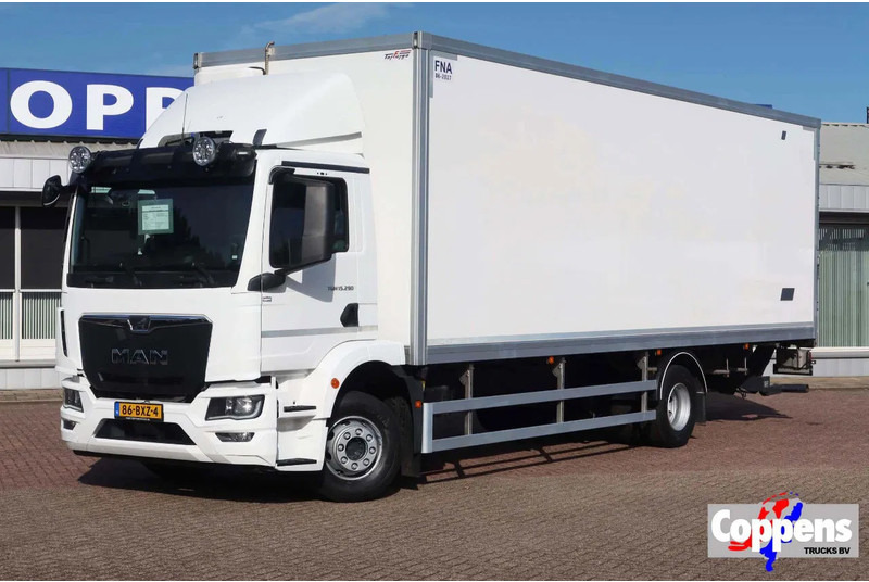 MAN TGM 15.290 Bak + klep Full air suspension Euro 6 Automaat - شاحنة مقفلة: صورة 1 MAN TGM 15.290 Bak + klep Full air suspension Euro 6 Automaat - شاحنة مقفلة: صورة 1
