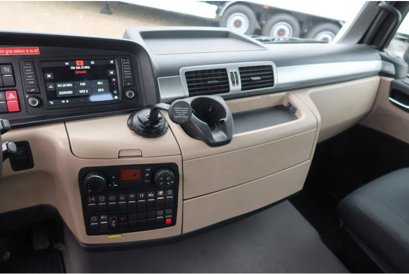 MAN TGS 35.360 Oprijwagen + HIAB 228 E3 Kraan 8x2 - شاحنة نقل سيارات شاحنة: صورة 5 MAN TGS 35.360 Oprijwagen + HIAB 228 E3 Kraan 8x2 - شاحنة نقل سيارات شاحنة: صورة 5