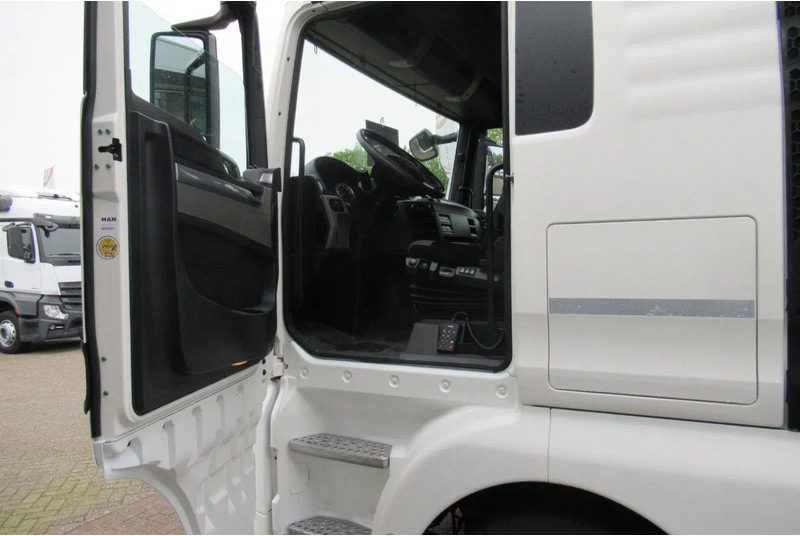 MAN TGX 26.460 XLX Interarder Euro 6 - شاحنة نقل سيارات شاحنة: صورة 4 MAN TGX 26.460 XLX Interarder Euro 6 - شاحنة نقل سيارات شاحنة: صورة 4