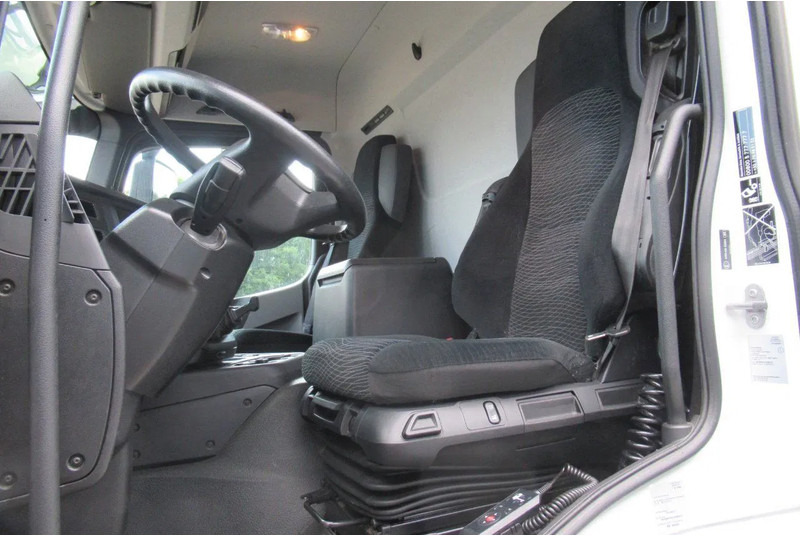 Mercedes-Benz Actros 1832 1832 LL 4x2 - شاحنة مقفلة: صورة 5 Mercedes-Benz Actros 1832 1832 LL 4x2 - شاحنة مقفلة: صورة 5