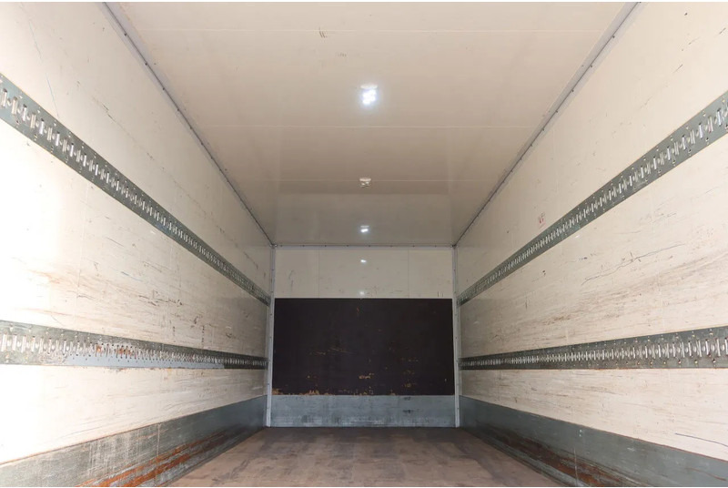 Mercedes-Benz Actros 1840 L Bkawagen+ BAR klep 2.000kg met Gesioleerde bak - شاحنة مقفلة: صورة 4 Mercedes-Benz Actros 1840 L Bkawagen+ BAR klep 2.000kg met Gesioleerde bak - شاحنة مقفلة: صورة 4