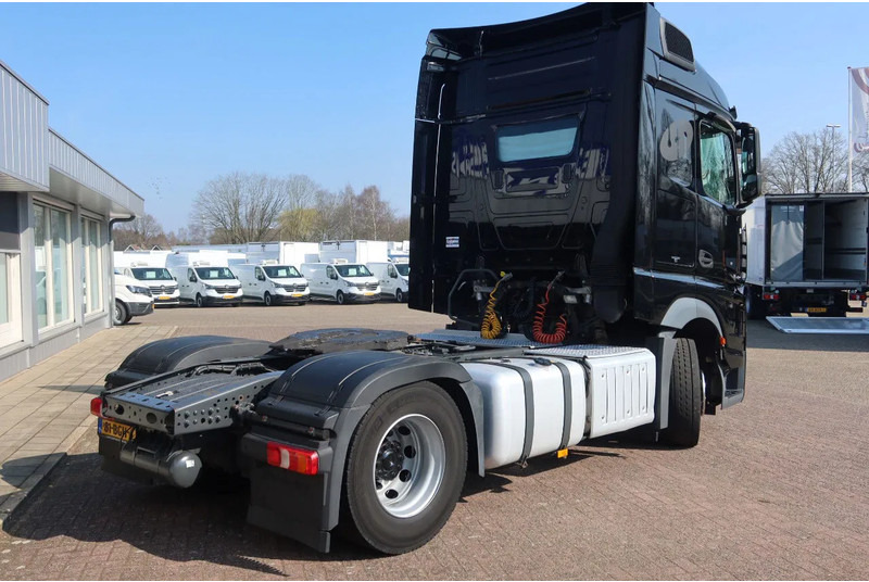 وحدة جر Mercedes-Benz Actros 1942 LS 4x2: صورة 12