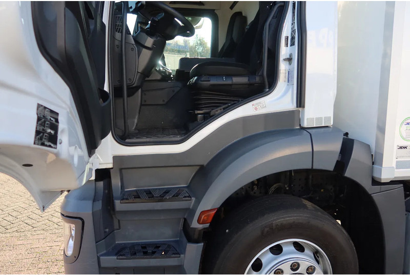 Mercedes-Benz Actros 2127L Bak+ Klep 2000kg Euro6 - شاحنة مقفلة: صورة 5 Mercedes-Benz Actros 2127L Bak+ Klep 2000kg Euro6 - شاحنة مقفلة: صورة 5