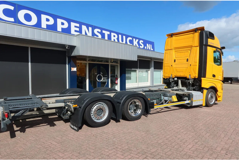 Mercedes-Benz Actros 2642 LL Chassis Cabine Giga space - شاحنة هيكل كابينة: صورة 3 Mercedes-Benz Actros 2642 LL Chassis Cabine Giga space - شاحنة هيكل كابينة: صورة 3