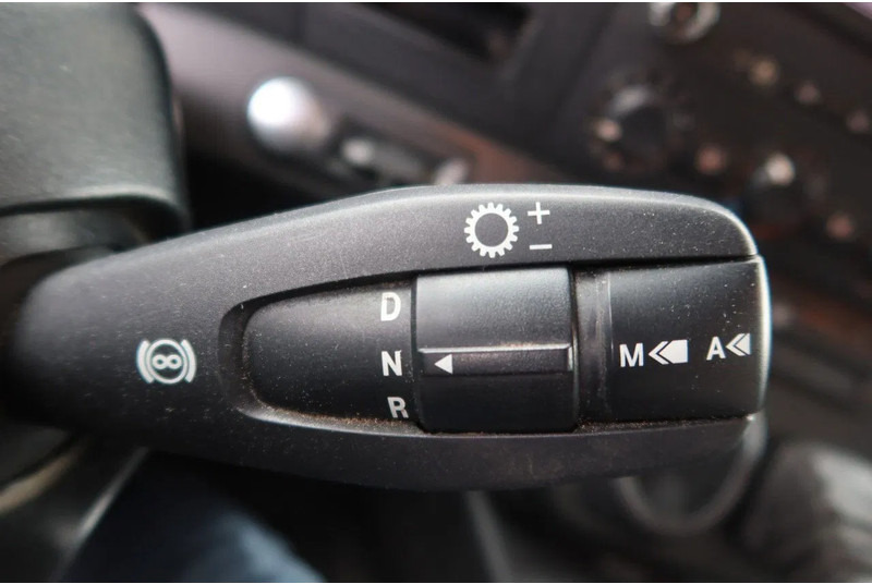 شاحنة مقفلة Mercedes-Benz Antos 1924L Huif + Klep Dhollandia 2000 KG Euro 6: صورة 8 شاحنة مقفلة Mercedes-Benz Antos 1924L Huif + Klep Dhollandia 2000 KG Euro 6: صورة 8