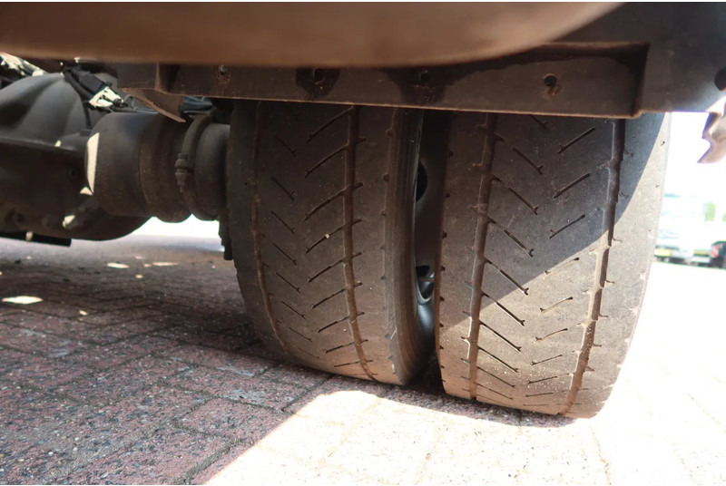 شاحنة سحب Mercedes-Benz Atego 1221 L Takelwagen 6 persoons: صورة 11