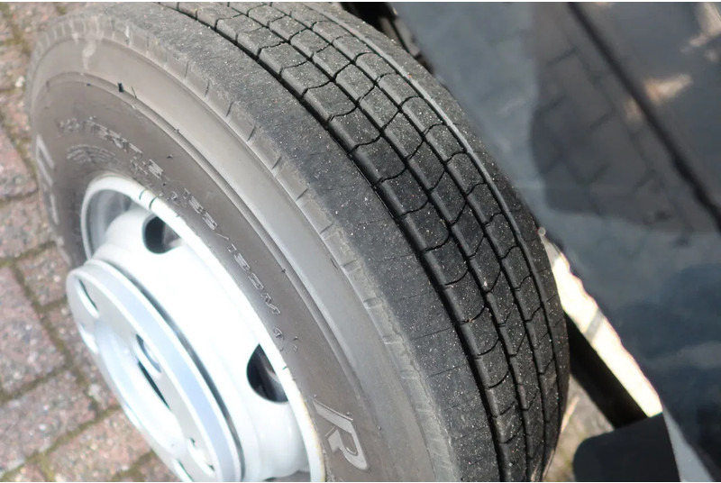 شاحنة مقفلة Mercedes-Benz Atego 818 818 L Bak+ Klep 1500 kg. Geisoleerd dak: صورة 20