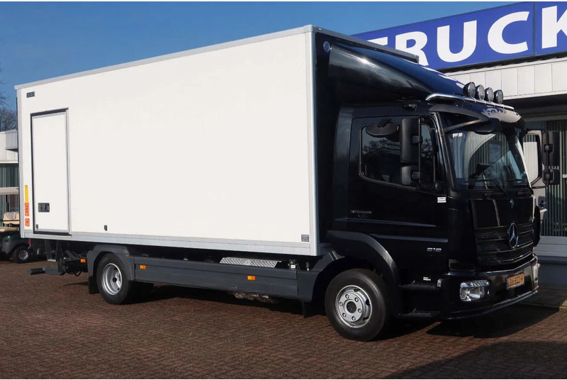 Mercedes-Benz Atego 818 818 L Bak+ Klep 1500 kg. Geisoleerd dak - شاحنة مقفلة: صورة 2 Mercedes-Benz Atego 818 818 L Bak+ Klep 1500 kg. Geisoleerd dak - شاحنة مقفلة: صورة 2