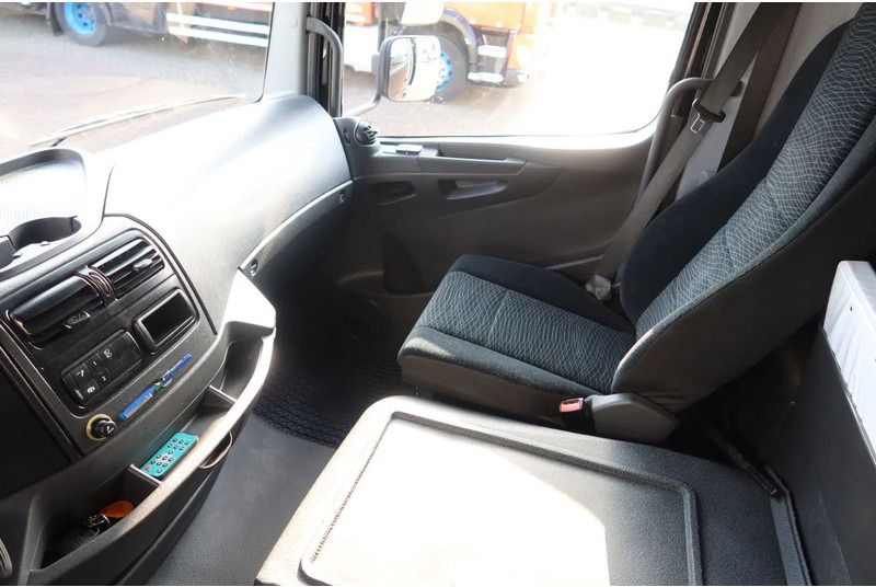 شاحنة مقفلة Mercedes-Benz Atego 818 818 L Bak+ Klep 1500 kg. Geisoleerd dak: صورة 5
