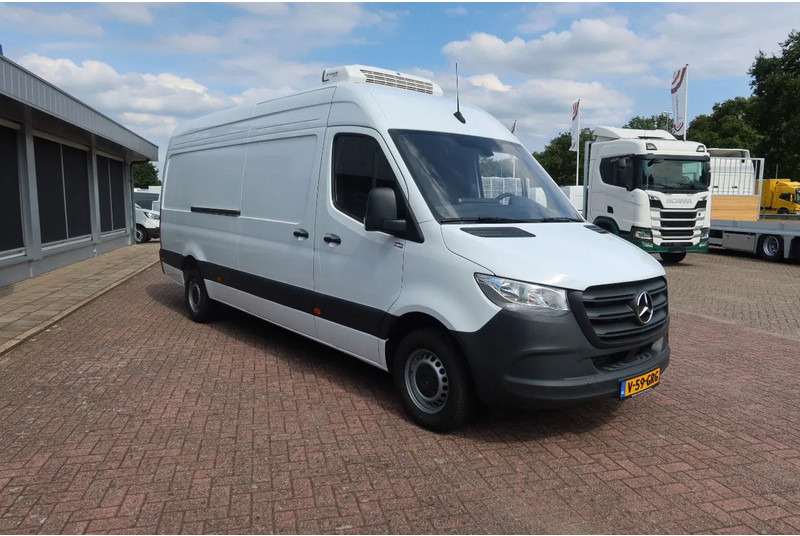 Mercedes-Benz Sprinter 317 CDI Koelwagen L3/H2 NIEUW - شاحنة مُبرّدة للتوصيل: صورة 2 Mercedes-Benz Sprinter 317 CDI Koelwagen L3/H2 NIEUW - شاحنة مُبرّدة للتوصيل: صورة 2