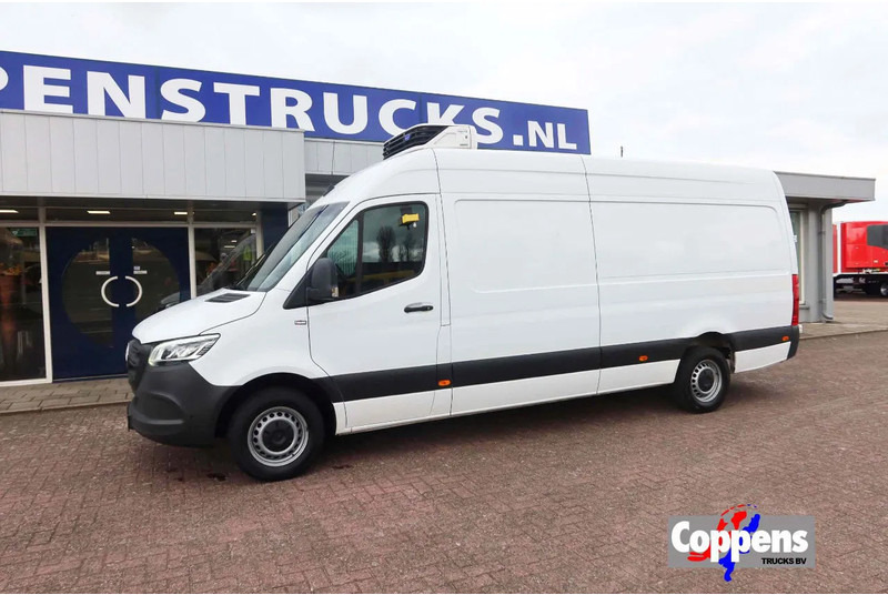 Mercedes-Benz Sprinter 317 CDI L3/H2 Multi temp, Verplaatsbare tussenwand - شاحنة مُبرّدة للتوصيل: صورة 1 Mercedes-Benz Sprinter 317 CDI L3/H2 Multi temp, Verplaatsbare tussenwand - شاحنة مُبرّدة للتوصيل: صورة 1