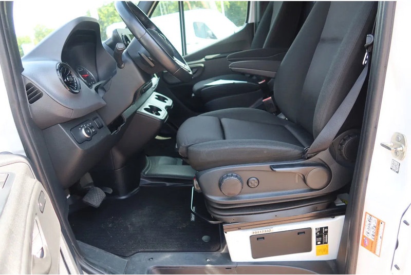 Mercedes-Benz Sprinter 317 Koel/Vries L2/H2 220 Volt stekker - شاحنة مُبرّدة للتوصيل: صورة 5 Mercedes-Benz Sprinter 317 Koel/Vries L2/H2 220 Volt stekker - شاحنة مُبرّدة للتوصيل: صورة 5