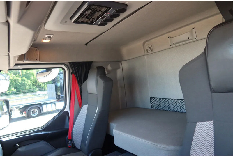 Renault T 320 Oprijwagen ED6 6x2 - شاحنة نقل سيارات شاحنة: صورة 5 Renault T 320 Oprijwagen ED6 6x2 - شاحنة نقل سيارات شاحنة: صورة 5