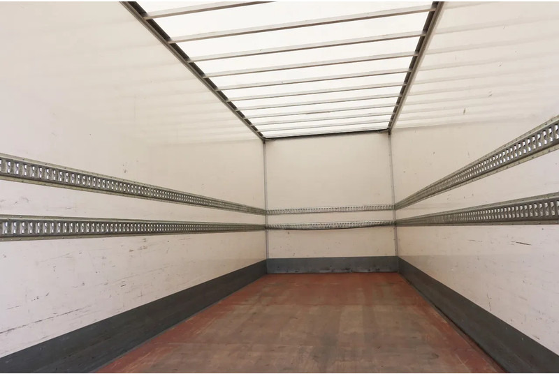 Scania P280 4x2 Bak + Dhollandia Klep 2000 KG - شاحنة مقفلة: صورة 4 Scania P280 4x2 Bak + Dhollandia Klep 2000 KG - شاحنة مقفلة: صورة 4