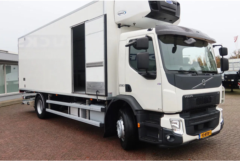Volvo FE Volvo FE 280 4x2 Carrier Supra 1250 Koel/Vries+ BAR klep 2000 kg 2 Stuks in Voorraad - شاحنة الفريزر: صورة 2 Volvo FE Volvo FE 280 4x2 Carrier Supra 1250 Koel/Vries+ BAR klep 2000 kg 2 Stuks in Voorraad - شاحنة الفريزر: صورة 2