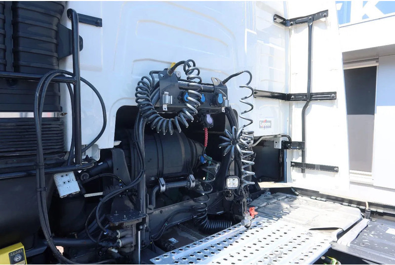 Volvo FH 460 Voith Retarder Standklima, Iparkcool - وحدة جر: صورة 4 Volvo FH 460 Voith Retarder Standklima, Iparkcool - وحدة جر: صورة 4