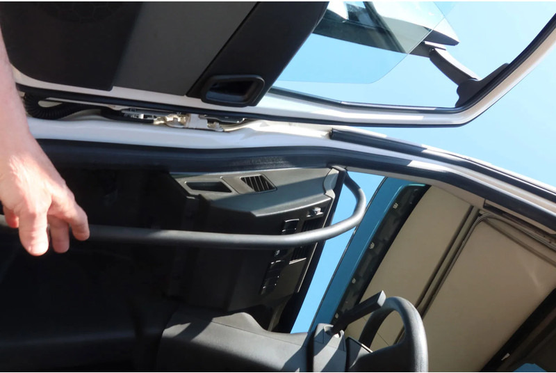 وحدة جر Volvo FH 460 Voith Retarder Standklima, Iparkcool: صورة 8 وحدة جر Volvo FH 460 Voith Retarder Standklima, Iparkcool: صورة 8