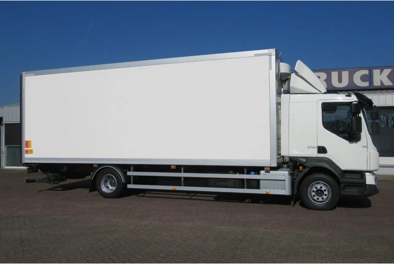 Volvo FL 250 Bakwagen + 6 deuren + Laadklep 2000 kg - شاحنة مقفلة: صورة 2 Volvo FL 250 Bakwagen + 6 deuren + Laadklep 2000 kg - شاحنة مقفلة: صورة 2