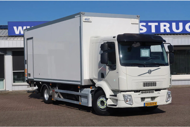 Volvo FL 250 FL 250 Bakwagen + Klep 2.000 kg Euro 6 - شاحنة مقفلة: صورة 2 Volvo FL 250 FL 250 Bakwagen + Klep 2.000 kg Euro 6 - شاحنة مقفلة: صورة 2