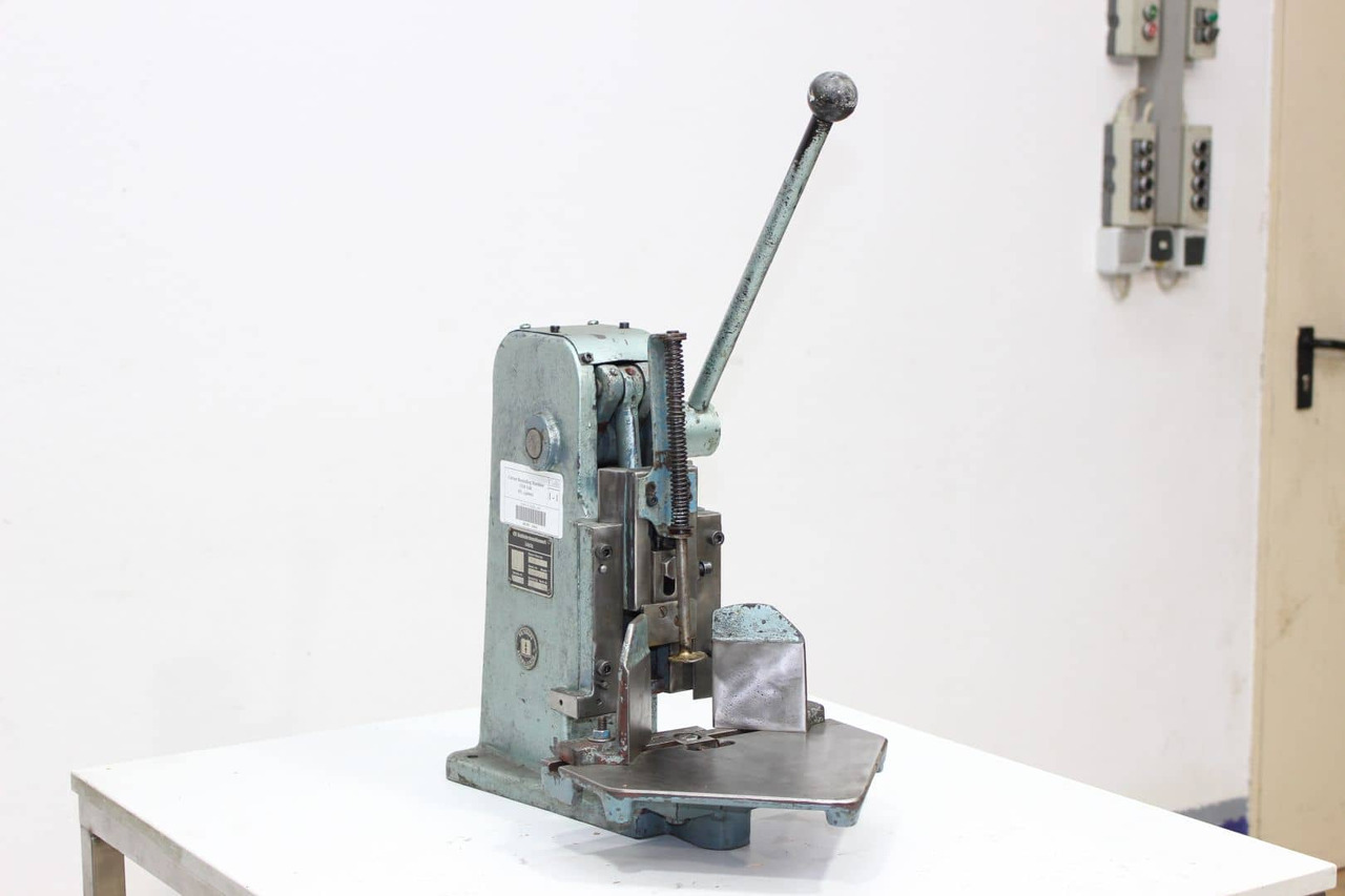 Polygraph Y6R - آلات الطباعة: صورة 1 Polygraph Y6R - آلات الطباعة: صورة 1