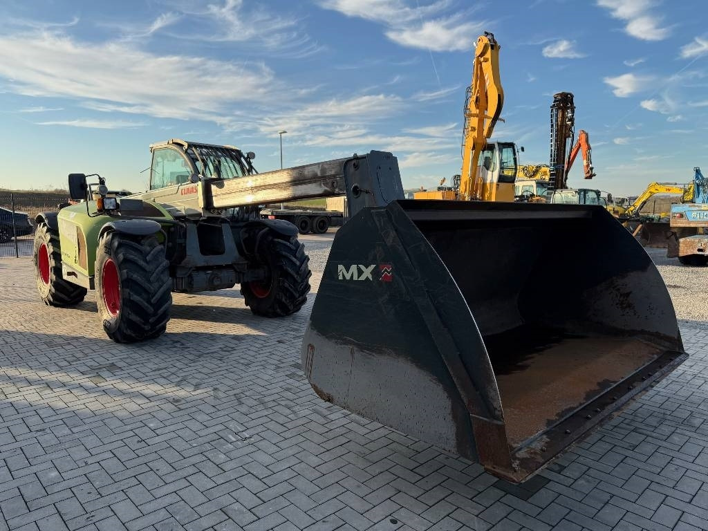 رافعة تلسكوبية Claas 7040: صورة 7