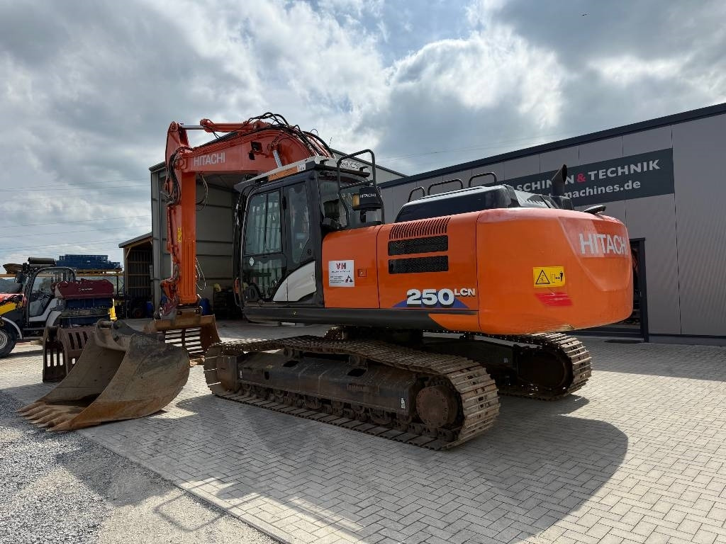 Hitachi ZX 250 LC N-6 - حفار زحاف: صورة 3 Hitachi ZX 250 LC N-6 - حفار زحاف: صورة 3