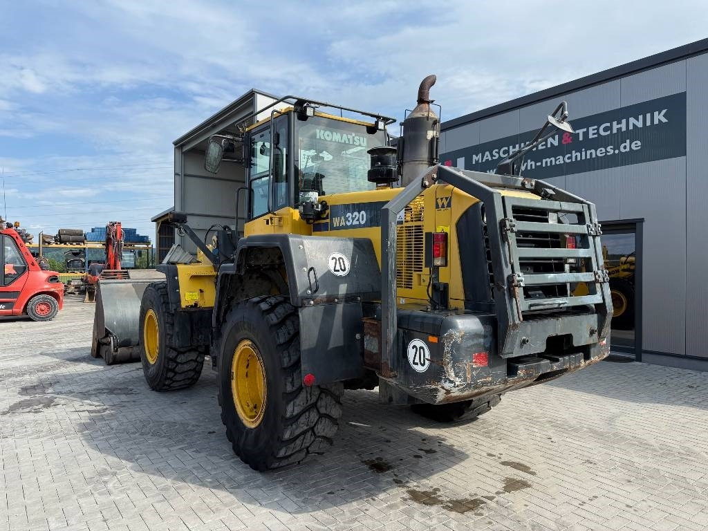Komatsu WA 320-6 - اللودر بعجل: صورة 3 Komatsu WA 320-6 - اللودر بعجل: صورة 3