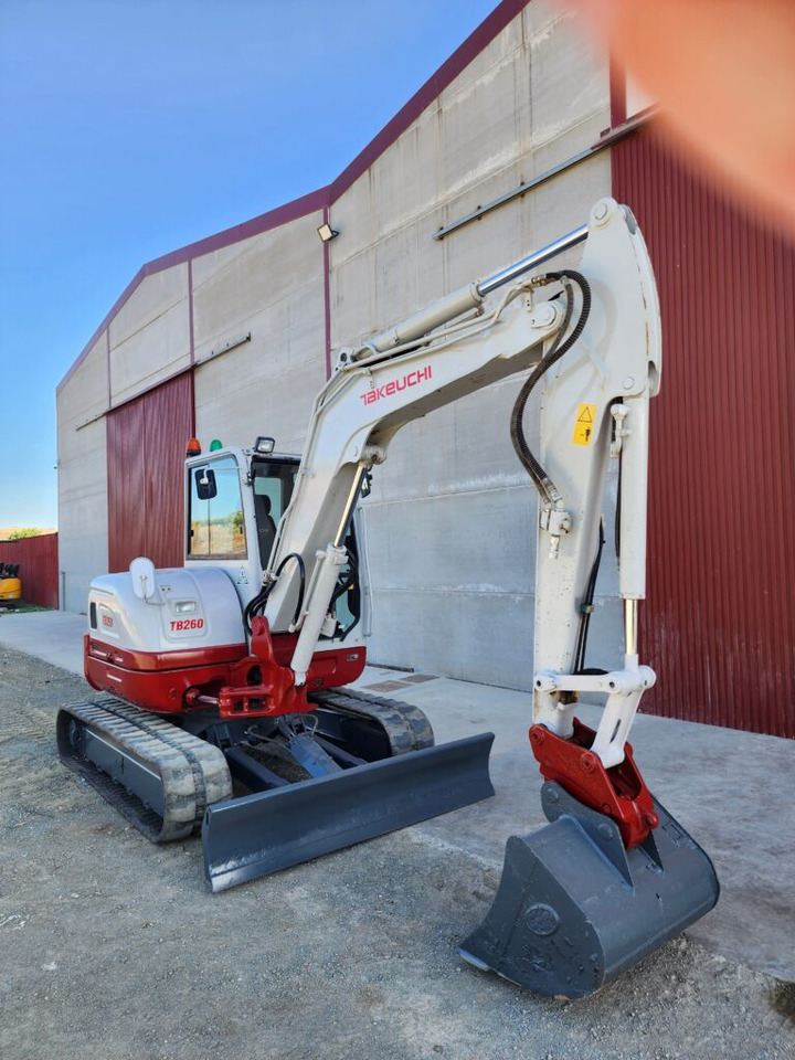 TAKEUCHI TB260 - حفارة مُصَّغرة: صورة 5 TAKEUCHI TB260 - حفارة مُصَّغرة: صورة 5