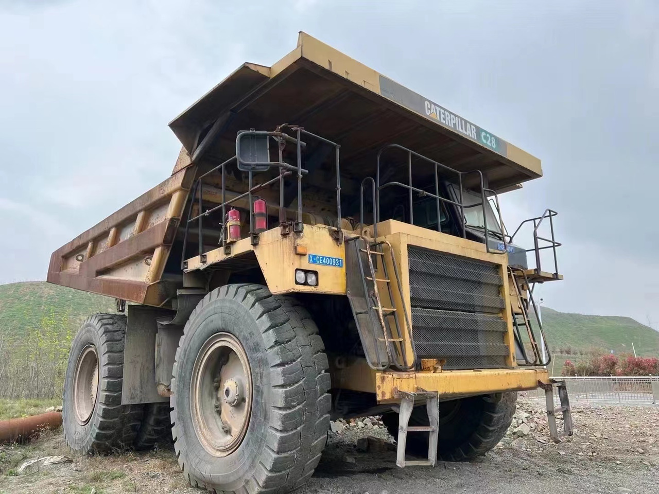 CATERPILLAR 777D - شاحنة قلاب صلبة: صورة 1 CATERPILLAR 777D - شاحنة قلاب صلبة: صورة 1