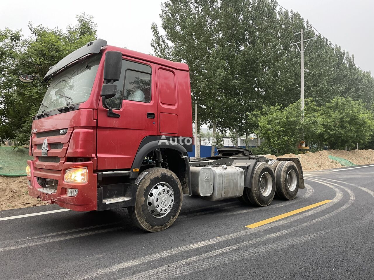 Howo Sinotruck 371HP 420HP Prime Mover 6X4 10 Wheeler HOWO Tractor - وحدة جر: صورة 1 Howo Sinotruck 371HP 420HP Prime Mover 6X4 10 Wheeler HOWO Tractor - وحدة جر: صورة 1
