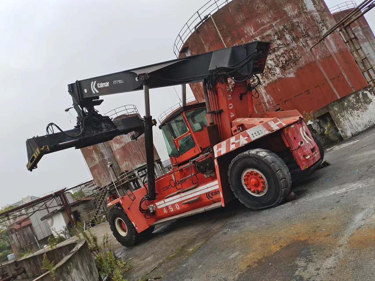 KALMAR DRD420 - آلة التكديس: صورة 2 KALMAR DRD420 - آلة التكديس: صورة 2