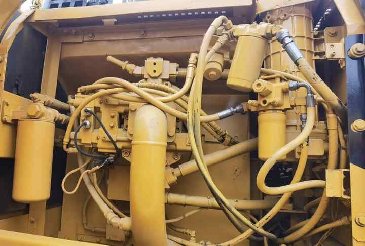30 Ton Heavy Excavator Japan Origin Cat 330d 330dl 330d2 Fairly Used Caterpillar Mining Excavator With Jack Hammer In Shanghai - حفار زحاف: صورة 3 30 Ton Heavy Excavator Japan Origin Cat 330d 330dl 330d2 Fairly Used Caterpillar Mining Excavator With Jack Hammer In Shanghai - حفار زحاف: صورة 3