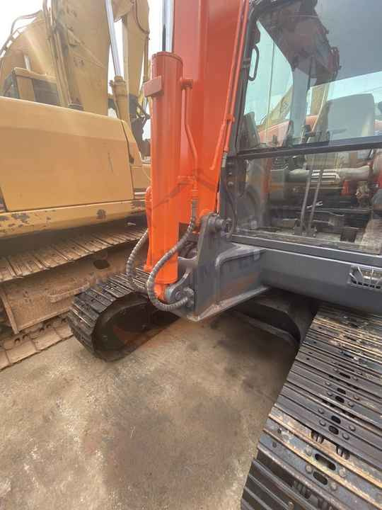 Awesome Performance good price Korea Imported Small Scale Used Doosan Dx60 Excavator - حفار زحاف: صورة 4 Awesome Performance good price Korea Imported Small Scale Used Doosan Dx60 Excavator - حفار زحاف: صورة 4