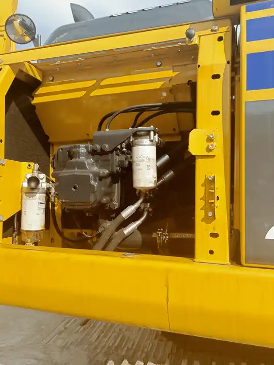 Cheap Used Japan Komatsu PC200-7 PC300 PC350-7 Excavator Used Komatsu 20 Ton Excavator Price PC200 - حفارة: صورة 2 Cheap Used Japan Komatsu PC200-7 PC300 PC350-7 Excavator Used Komatsu 20 Ton Excavator Price PC200 - حفارة: صورة 2