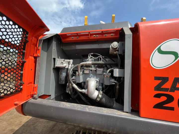 Digger Micro Crawler Excavator Used Hitachi ZX200 Crawler Excavator Hot Sale In Stock, Hitachi Excavators - حفار زحاف: صورة 2 Digger Micro Crawler Excavator Used Hitachi ZX200 Crawler Excavator Hot Sale In Stock, Hitachi Excavators - حفار زحاف: صورة 2