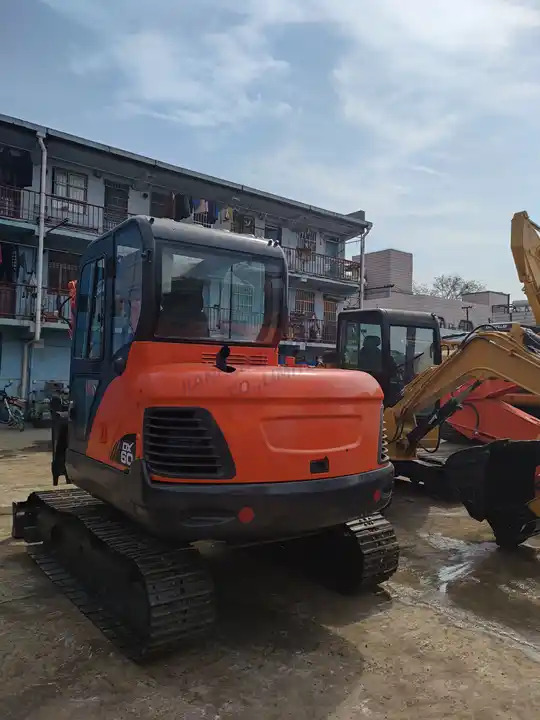 Dx60 Used Crawler Excavator Used Excavator For Sale High Quality ExcavatorDOOSAN DH 55DH55 H-frame - حفارة: صورة 5 Dx60 Used Crawler Excavator Used Excavator For Sale High Quality ExcavatorDOOSAN DH 55DH55 H-frame - حفارة: صورة 5