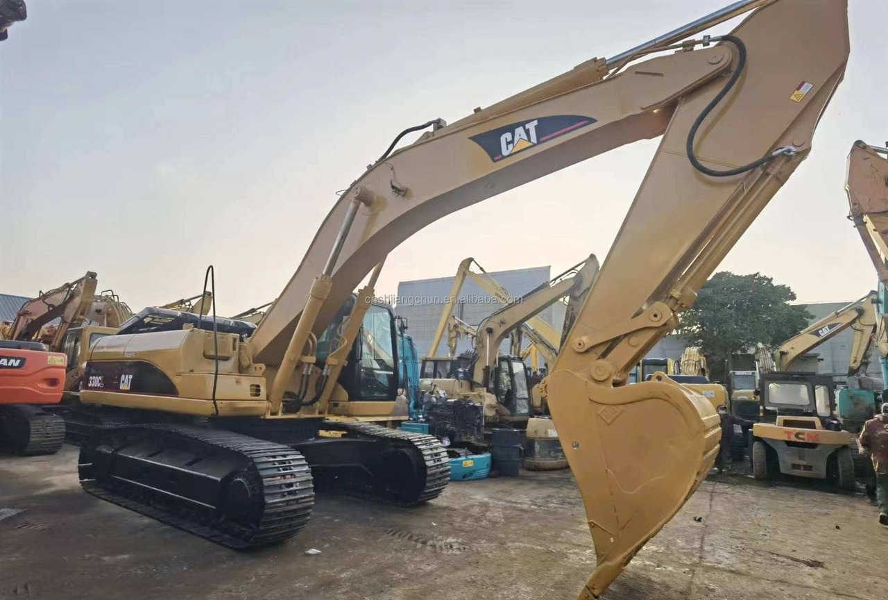 Excellent Condition Used Japan Original Caterpillar Cat 330CL Excavator for Sale - حفار زحاف: صورة 3 Excellent Condition Used Japan Original Caterpillar Cat 330CL Excavator for Sale - حفار زحاف: صورة 3