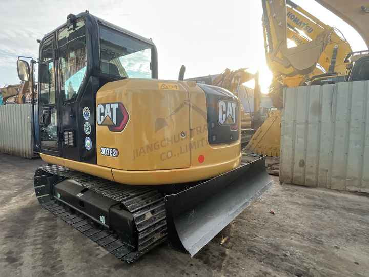 Good Condition Used Caterpillar CAT 307E2 Hydraulic Crawler Excavator Suitable For Construction/ Agriculture Digging - حفار زحاف: صورة 4 Good Condition Used Caterpillar CAT 307E2 Hydraulic Crawler Excavator Suitable For Construction/ Agriculture Digging - حفار زحاف: صورة 4
