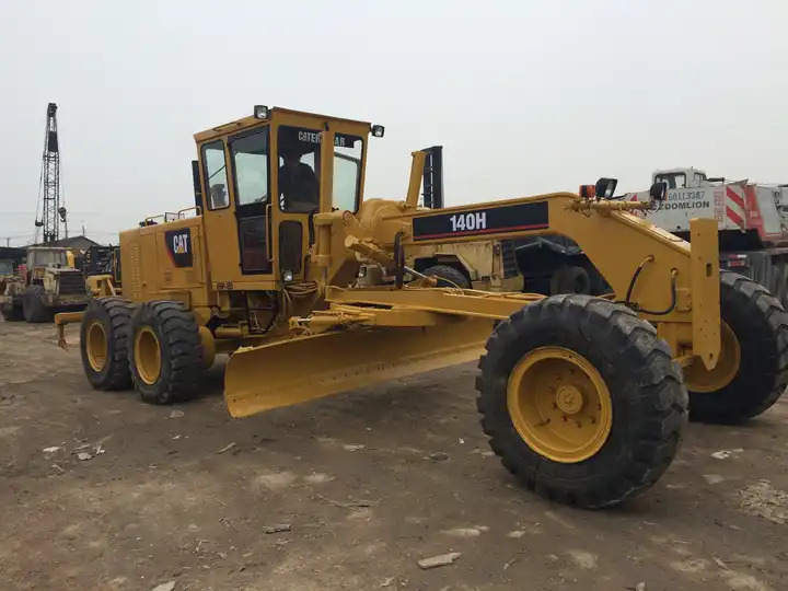High Quality Second Hand Cat 140h Grader Used excellent Grader cat 140h 140k with good condition in Low Price on sale - ممهدة: صورة 3 High Quality Second Hand Cat 140h Grader Used excellent Grader cat 140h 140k with good condition in Low Price on sale - ممهدة: صورة 3