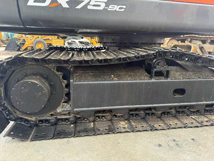 Hot Sale Used Doosan DX75-9C Excavator Doosan 7.5 Ton Crawler Digger Original Equipment - حفار زحاف: صورة 5 Hot Sale Used Doosan DX75-9C Excavator Doosan 7.5 Ton Crawler Digger Original Equipment - حفار زحاف: صورة 5