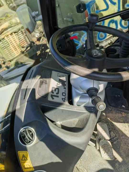 Hot sale Backhoe loader JCB 3CX 4*4 tlb loader UKmade, used cheap JCB 3CX retro loader and digger in good condition - جرافة حفار: صورة 3 Hot sale Backhoe loader JCB 3CX 4*4 tlb loader UKmade, used cheap JCB 3CX retro loader and digger in good condition - جرافة حفار: صورة 3