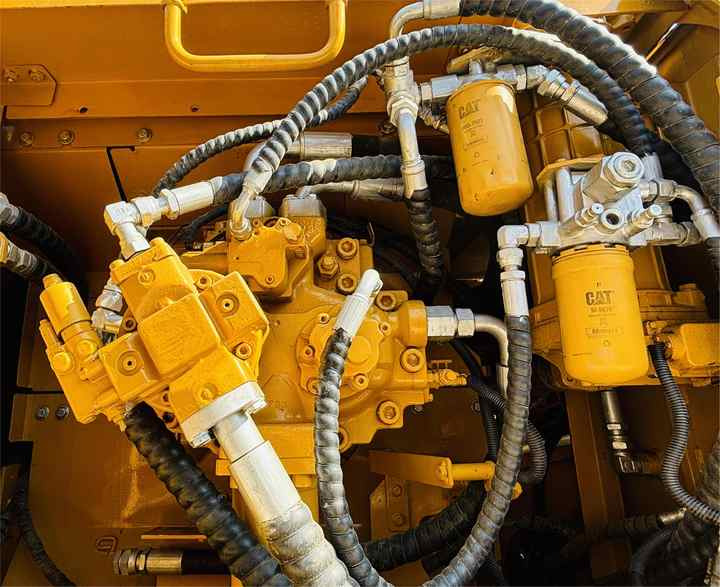 Japan Imported High Performance Caterpillar Digging Machine Best Price Used Cat 336d Excavator On Sale In Shanghai - حفار زحاف: صورة 5 Japan Imported High Performance Caterpillar Digging Machine Best Price Used Cat 336d Excavator On Sale In Shanghai - حفار زحاف: صورة 5