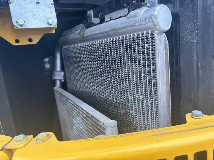 Japan Surplus Backhoe Excavator Komatsu Pc78us Pc60 Tracked Excavator With Blade Dozer For The Philippines In Shanghai - حفار زحاف: صورة 4 Japan Surplus Backhoe Excavator Komatsu Pc78us Pc60 Tracked Excavator With Blade Dozer For The Philippines In Shanghai - حفار زحاف: صورة 4